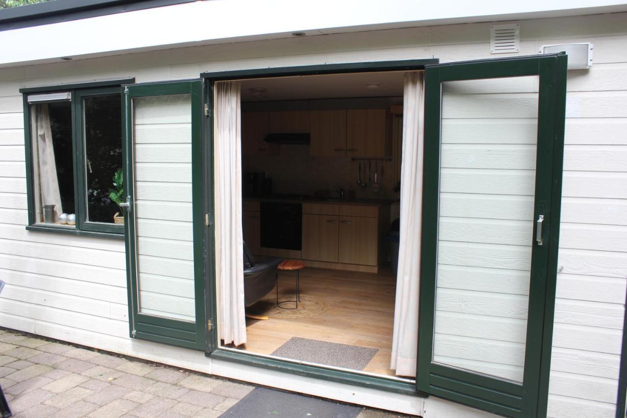 Sfeervolle Chalet Met Terras, H14 De Veldkamp, Epe, Voor 4 Personen Villa Esterno foto