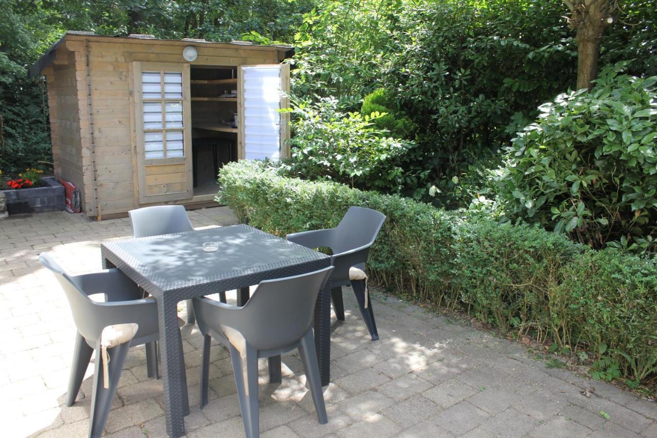 Sfeervolle Chalet Met Terras, H14 De Veldkamp, Epe, Voor 4 Personen Villa Esterno foto